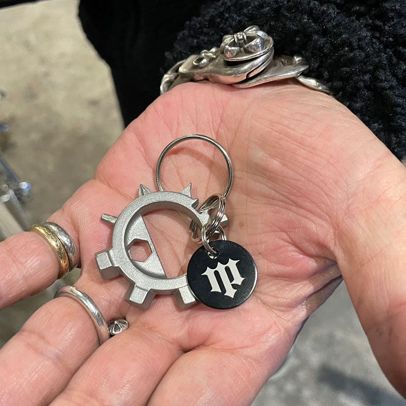 ピストじじぃ手作り「コグじゃないよ工具だよ」キーホルダー