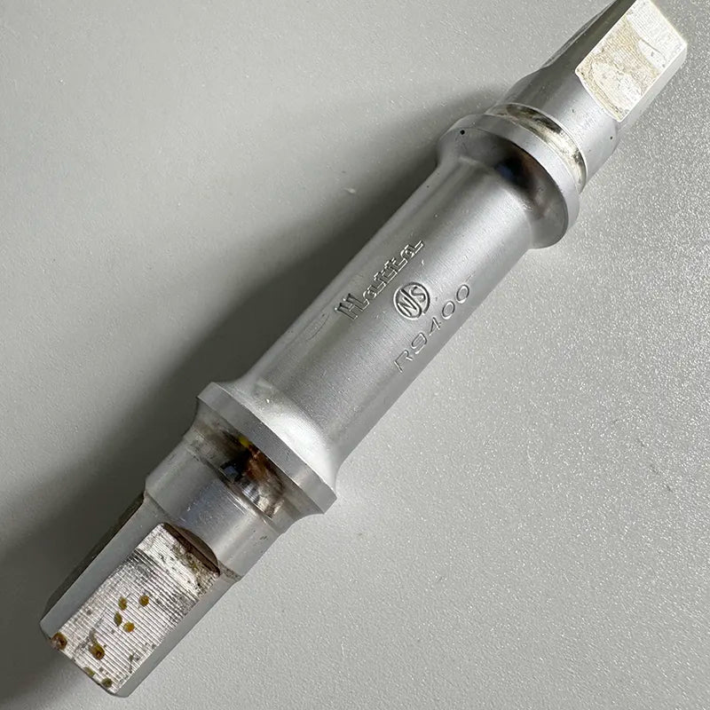 【A】NJS BB Hatta R9400 (No fixing bolts)